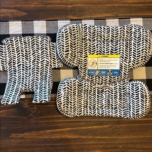 Nuna Rava infant insert Broken arrow caviar